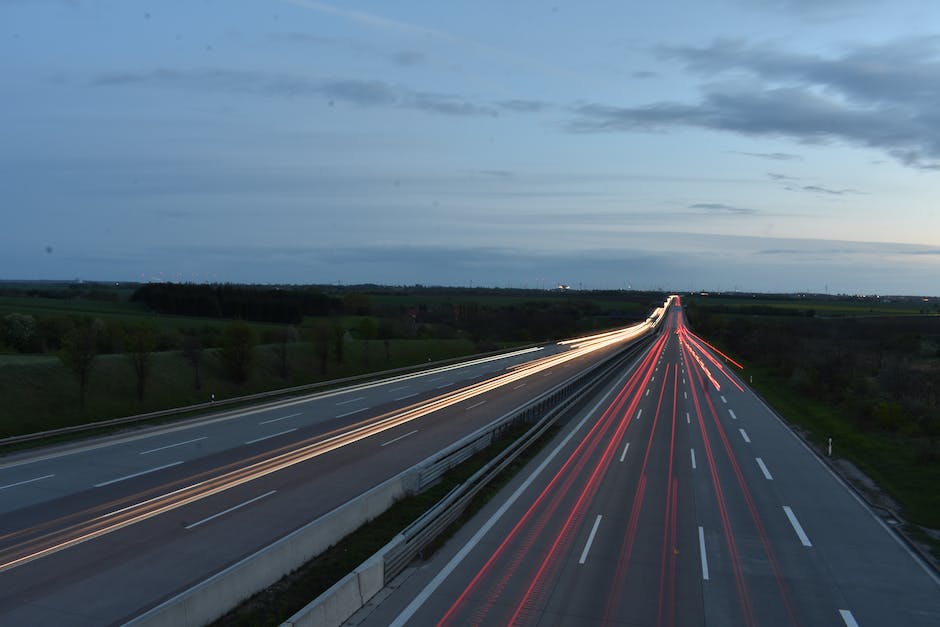  Höchstgeschwindigkeit auf Kraftfahrstraßen