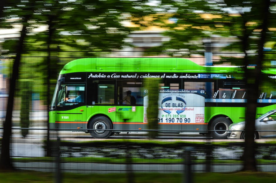 Maximale Geschwindigkeit auf Kraftfahrstraßen